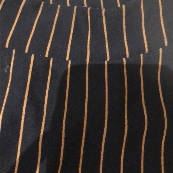 Top - Picture 4 of 5